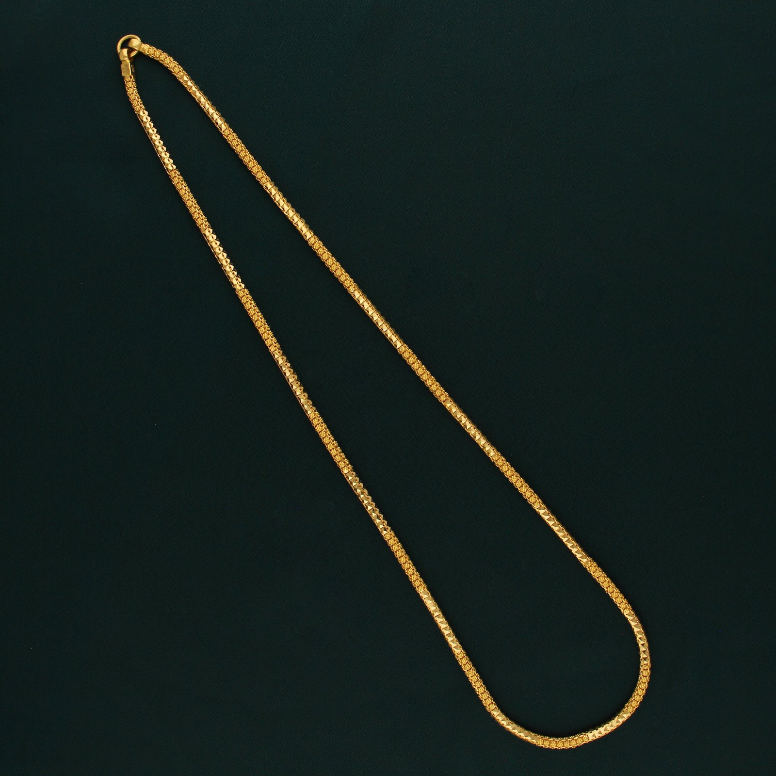 GOLDEN FINGER CHAIN